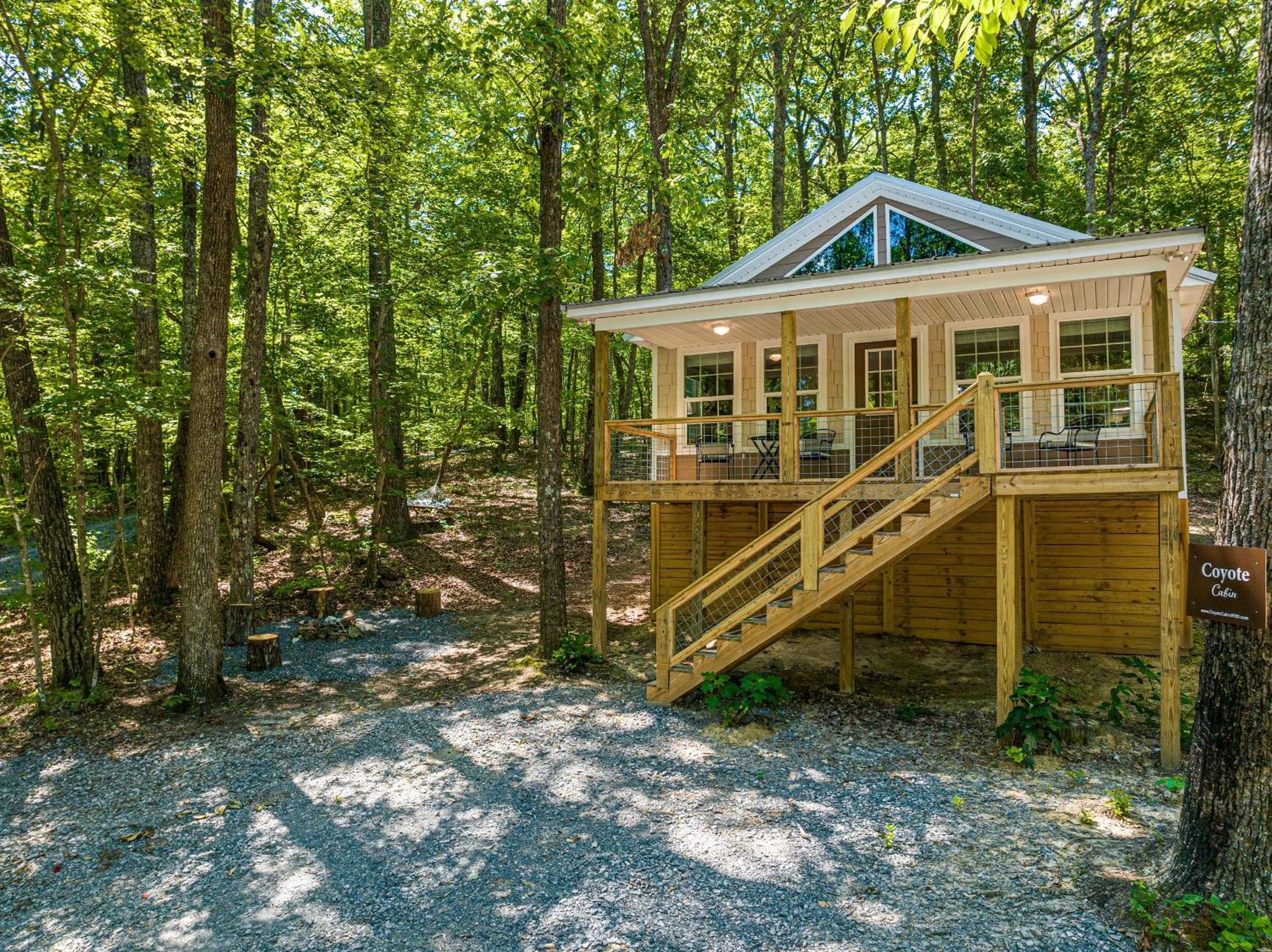Coyote Cabin At Woodland Retreat At Desoto Beside Desoto State Park Fort Payne Bagian luar foto